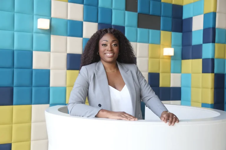 Dr. Tatiana Warren